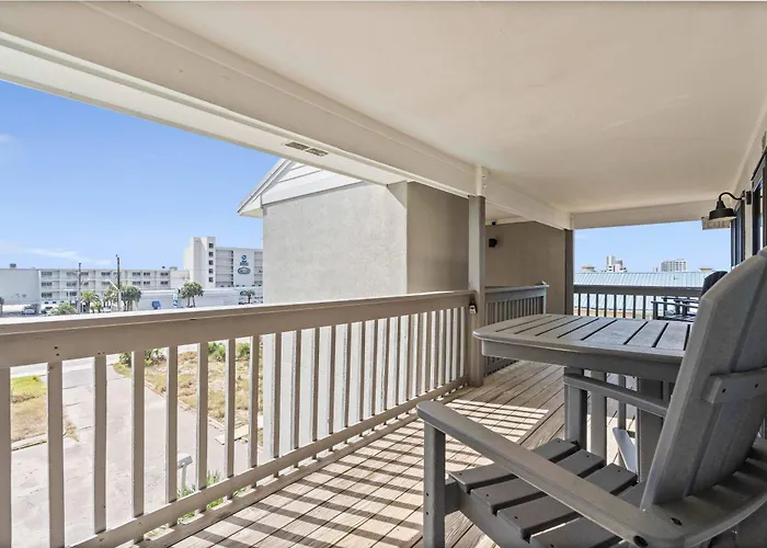 Palm & Pearl Gulf Shores