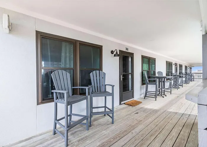 Palm & Pearl * Gulf Shores